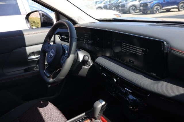 2026 Nissan KICKS SR - Photo 19