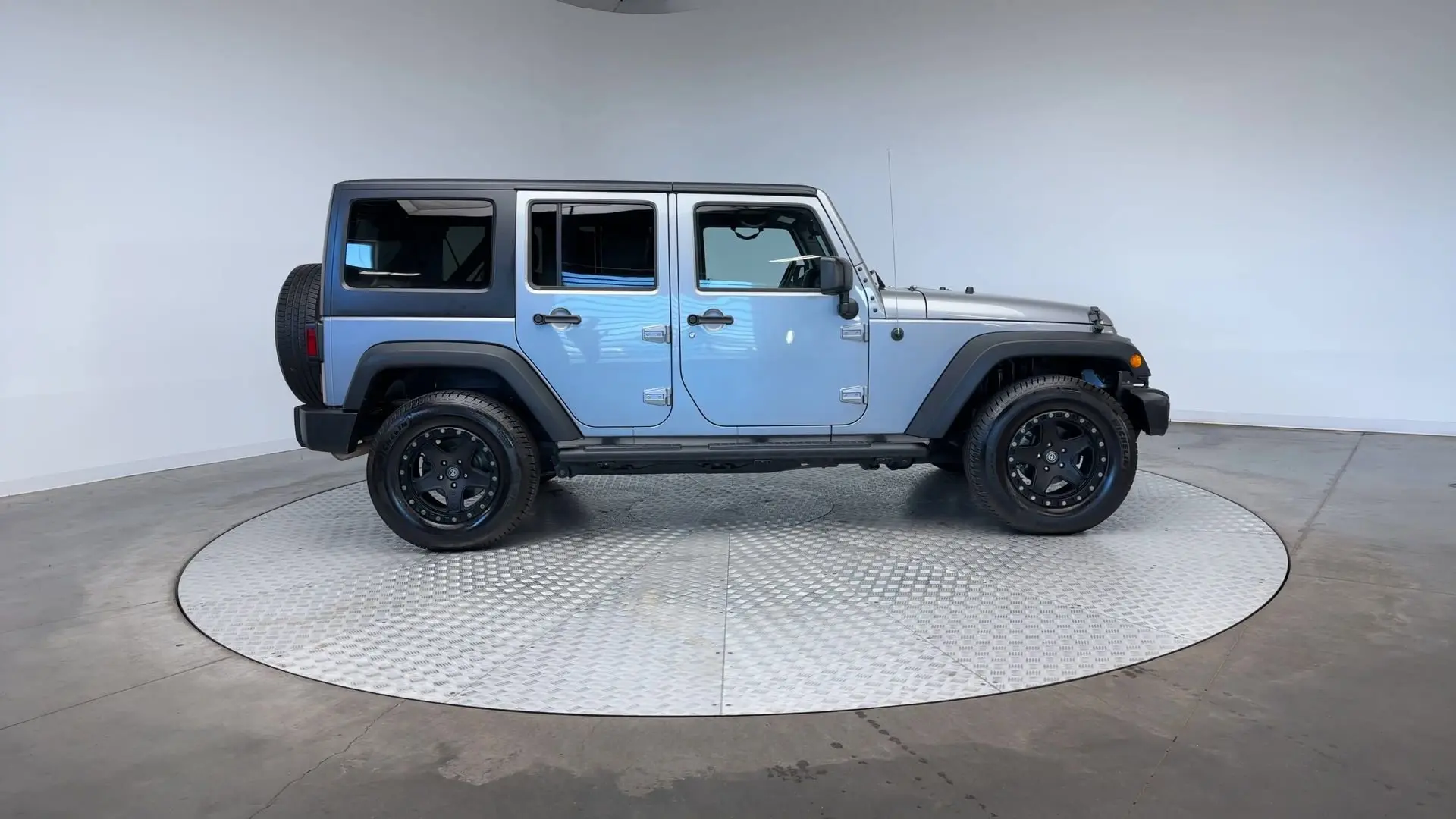 2015 Jeep Wrangler Unlimited Sport photo 3