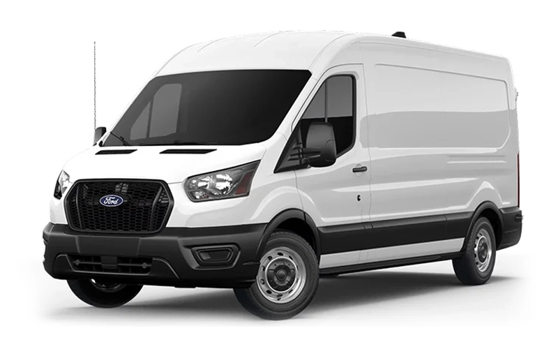 Regular Wheelbase / Medium Roof