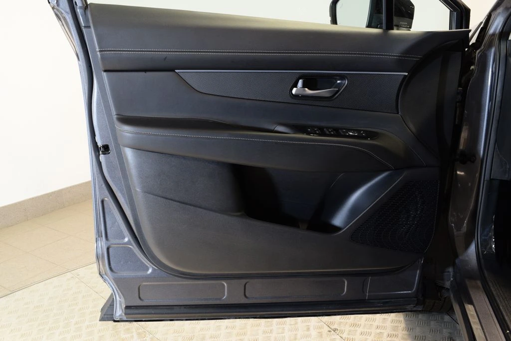 2025 Nissan Murano SV - Photo 9