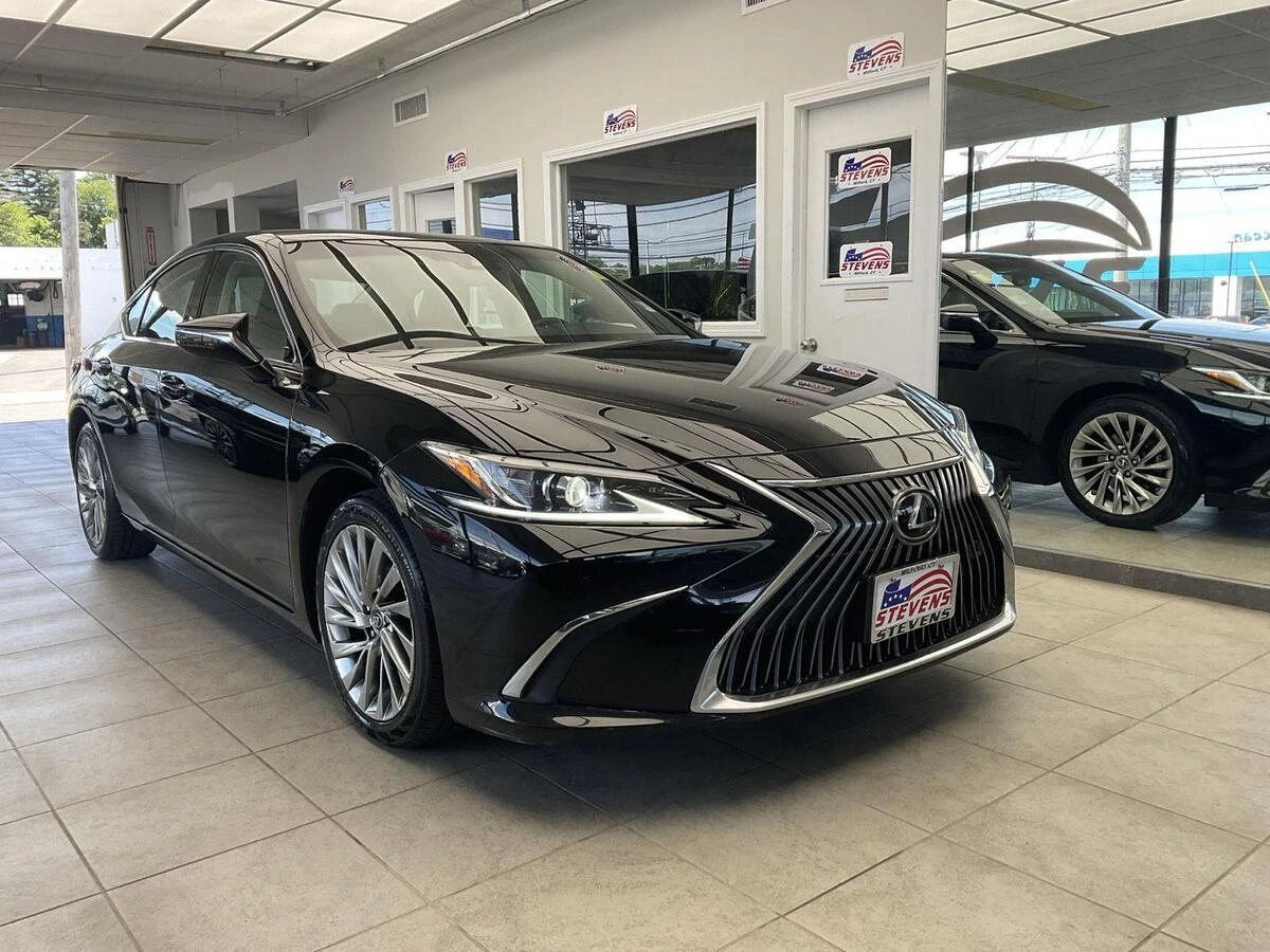 2019 Lexus ES 350 350 Luxury's photo