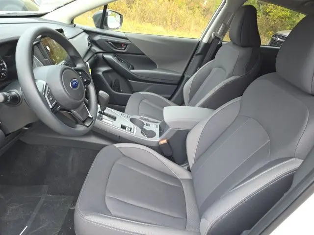 2025 Subaru Crosstrek Premium photo 3