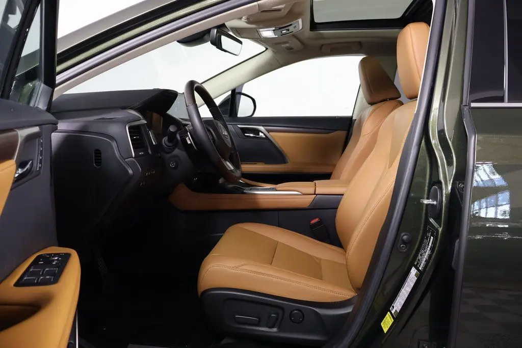 2022 Lexus RX 450h photo 10