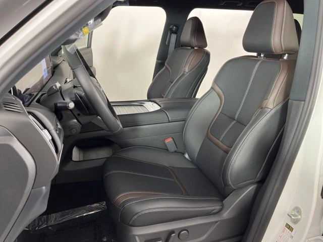 2026 Nissan Armada SL - Photo 18