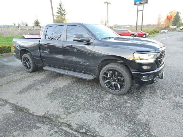 2023 Ram 1500 Laramie photo 4
