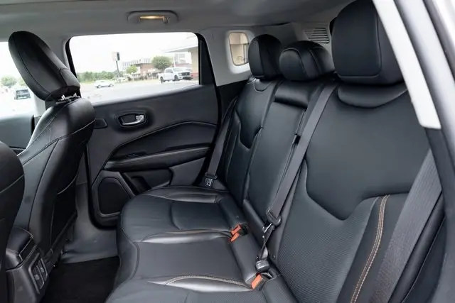 2021 Jeep Compass Limited photo 6
