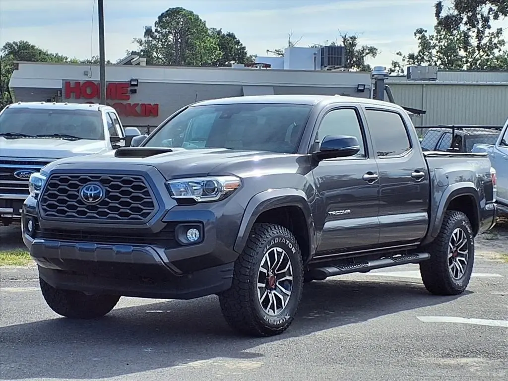 2021 Toyota Tacoma SR5 photo 3