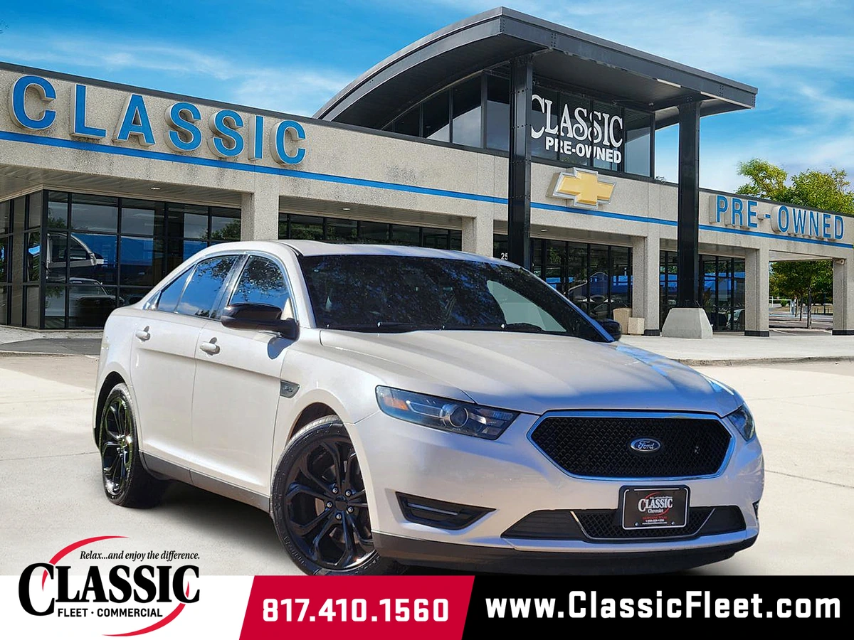 2018 Ford Taurus SHO's photo