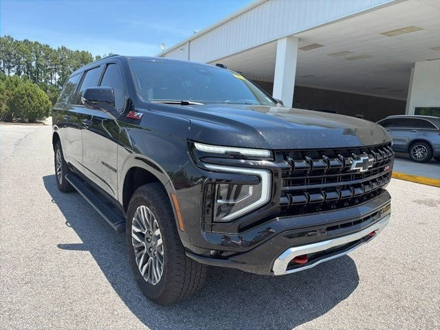 2026 Chevrolet Suburban Z71 4WD's photo