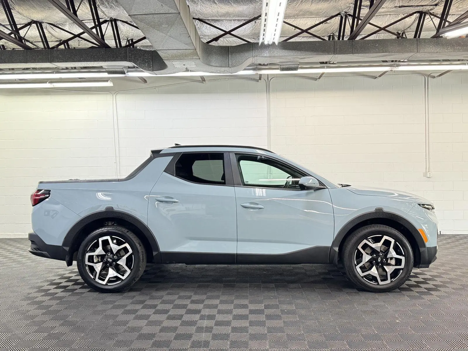 2023 Hyundai Santa Cruz Limited photo 3