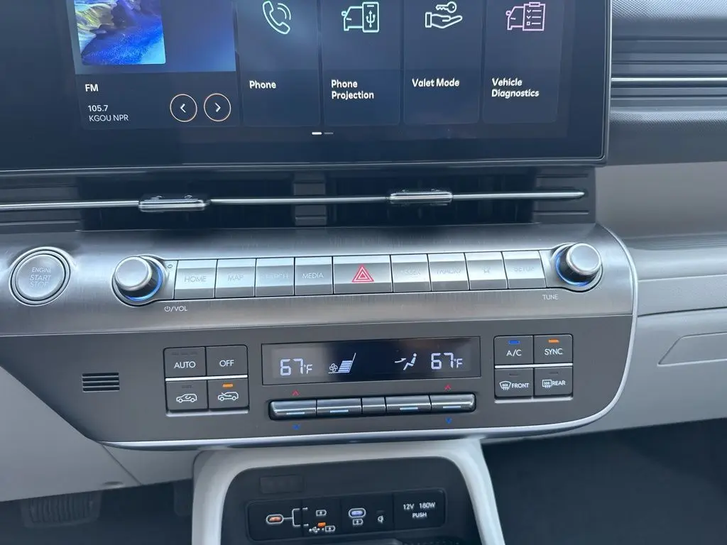 2026 Hyundai Kona SEL photo 29