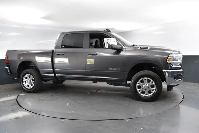 2024 Ram 2500 Laramie photo 8