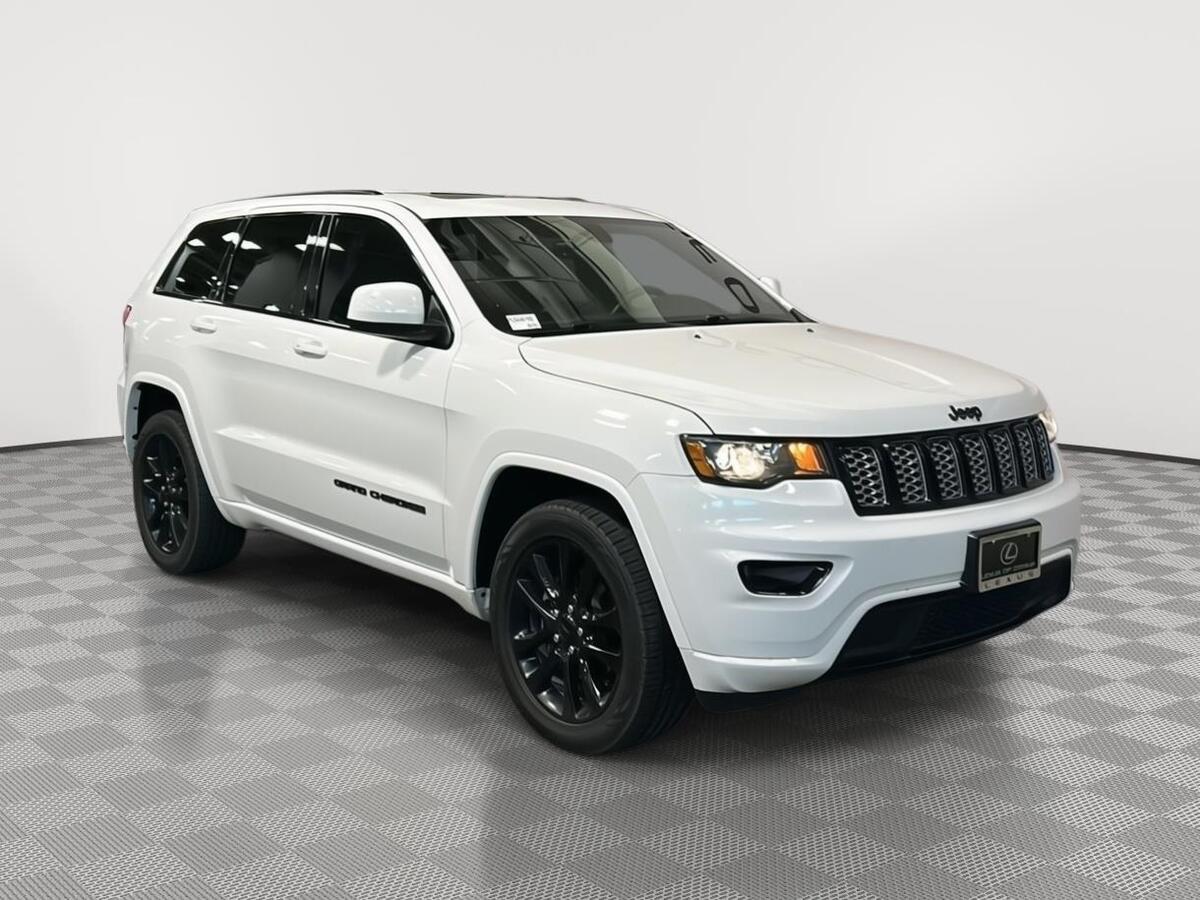 2017 Jeep Grand Cherokee Altitude