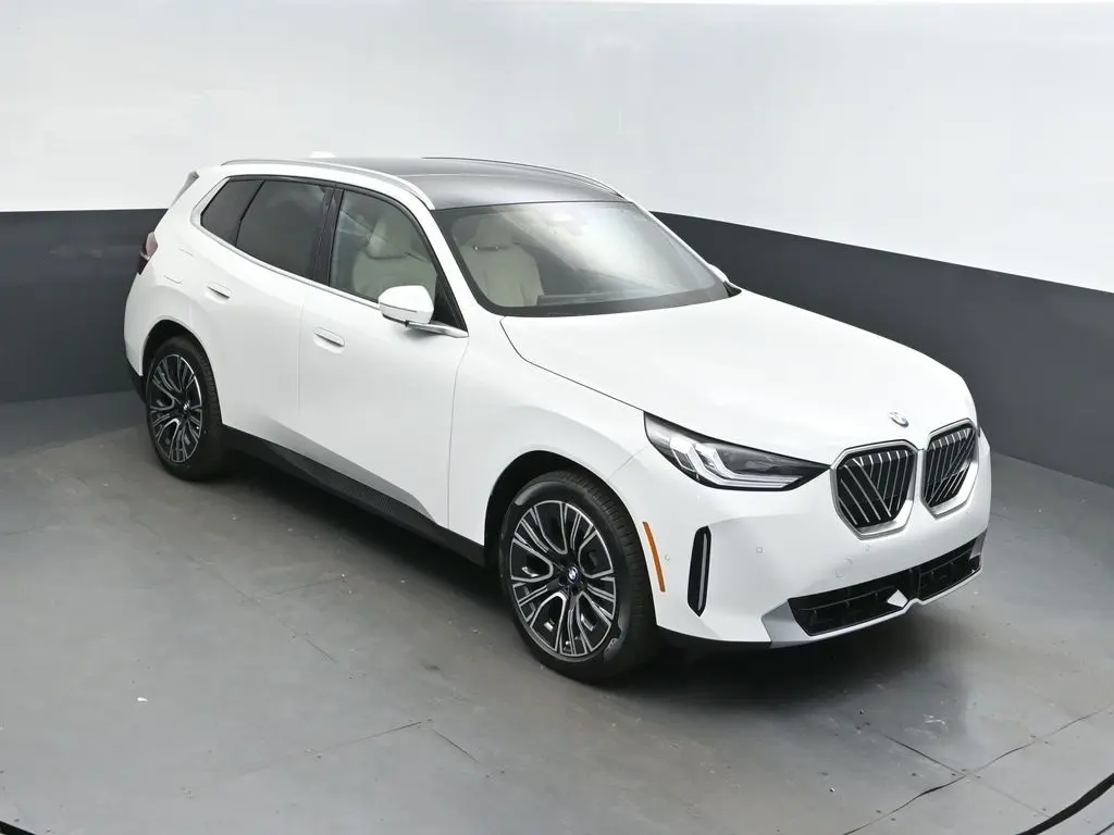 2026 BMW X3 30's photo