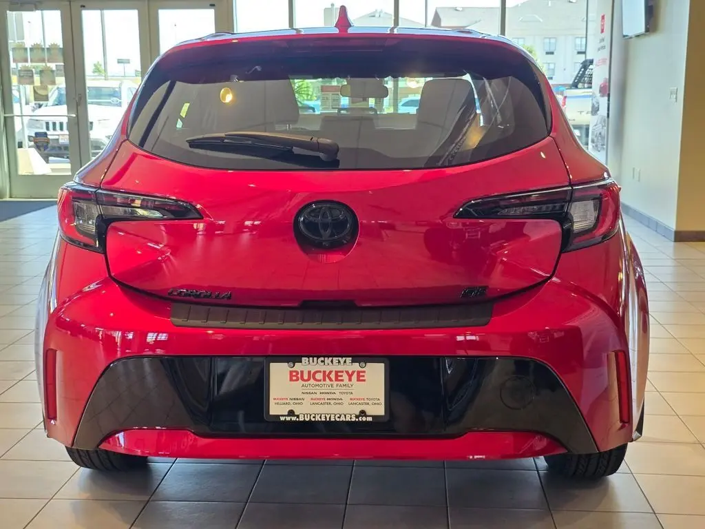 2025 Toyota Corolla SE photo 11