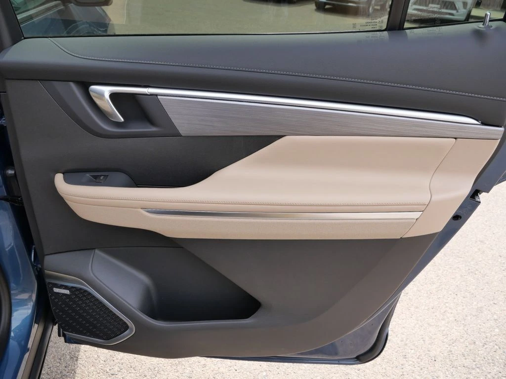 2026 Buick Enclave Preferred - Photo 31