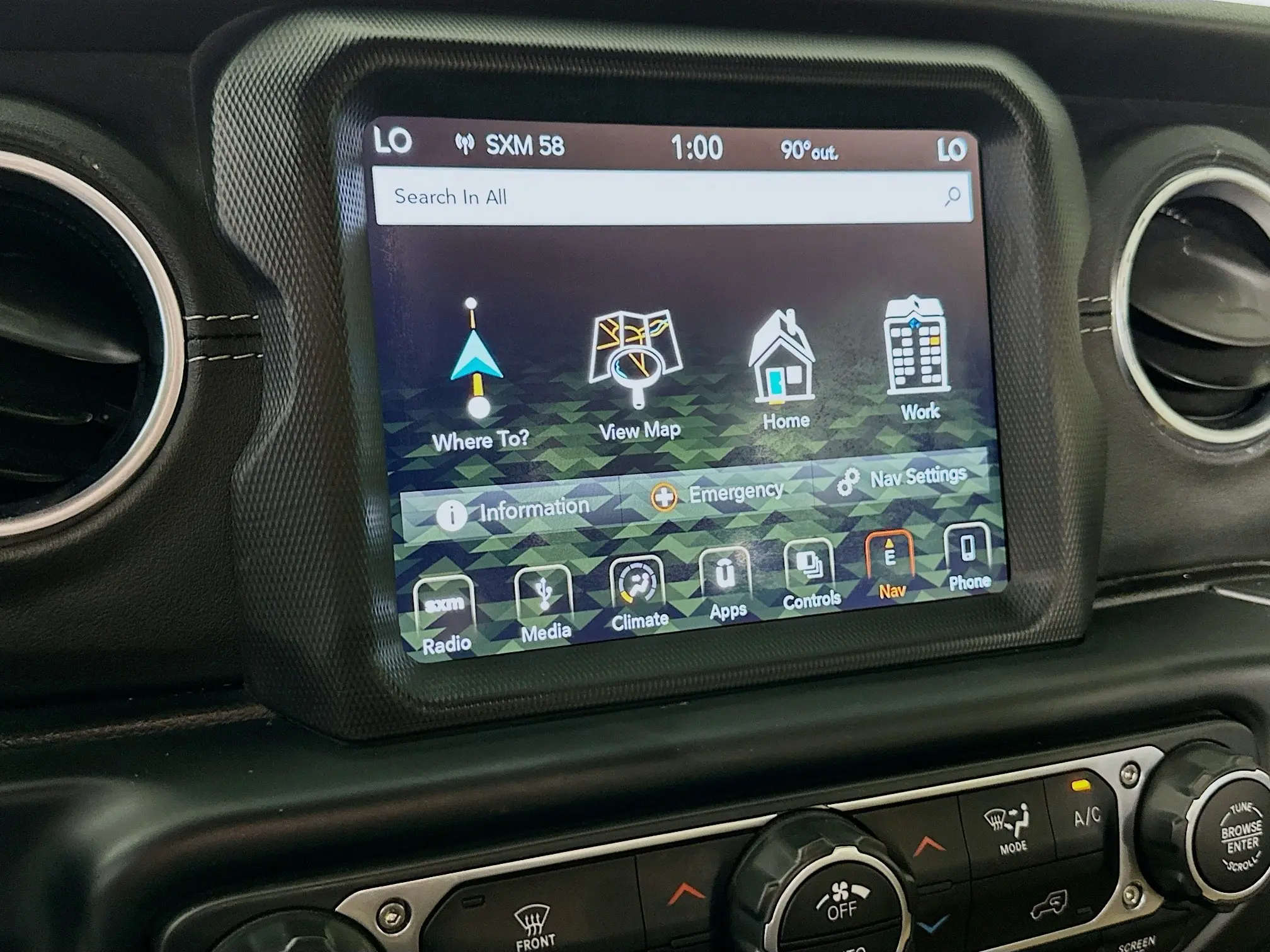 2019 Jeep Wrangler Unlimited Sahara photo 28