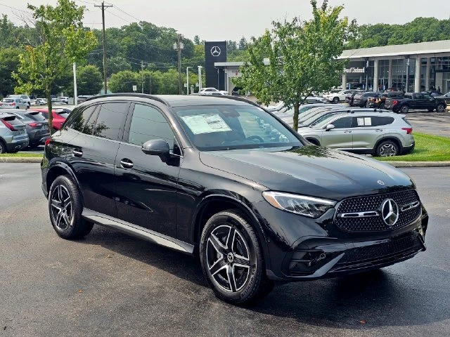 2027 Mercedes-Benz GLC Base