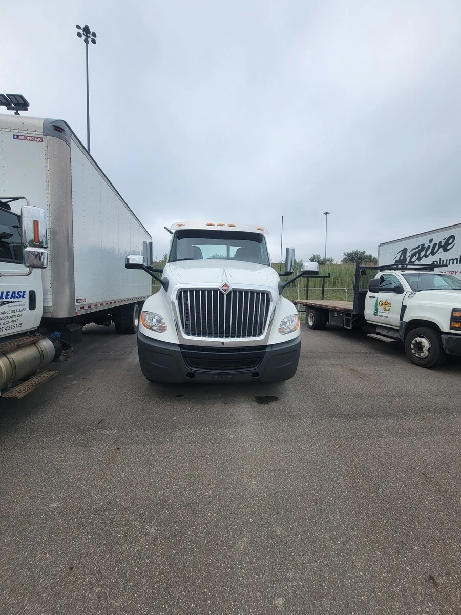 2020 International LT in Youngstown, OH — photo 3
