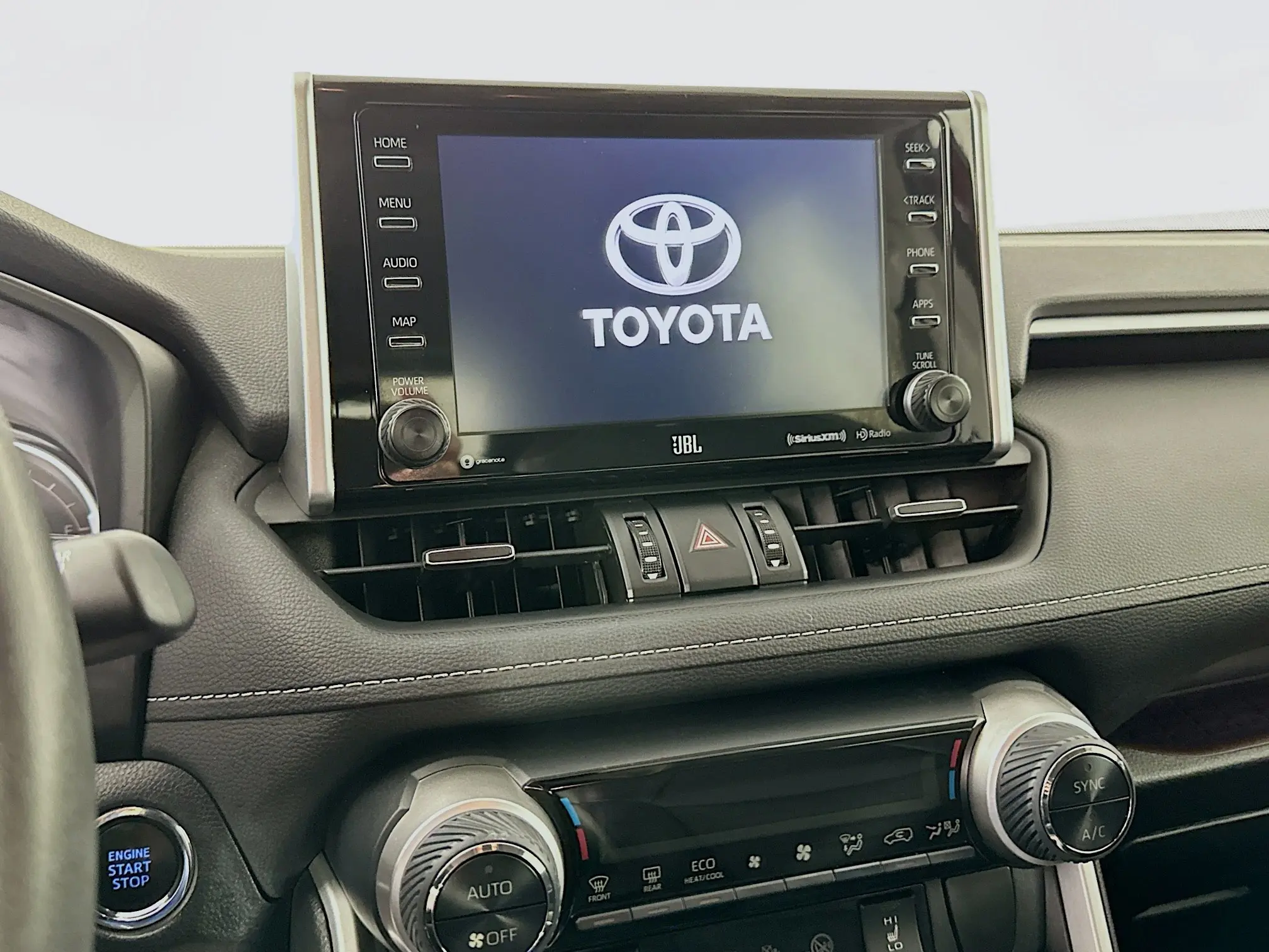 2020 Toyota RAV4 Limited photo 26