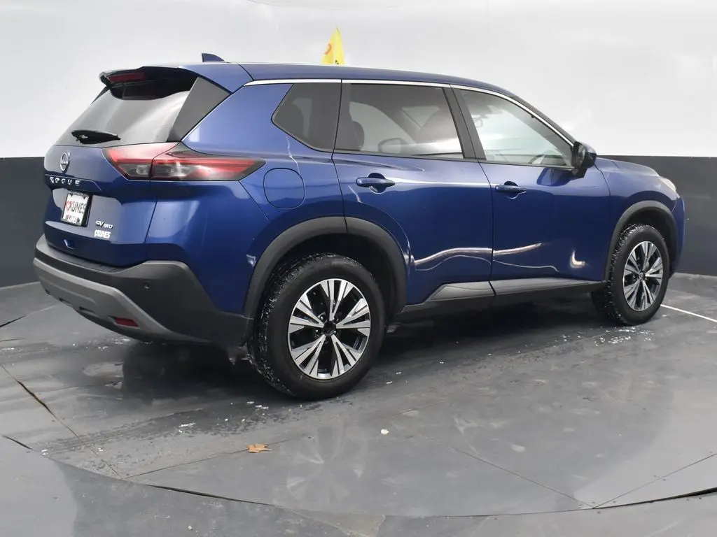 Used 2023 Nissan Rogue SV with VIN 5N1BT3BB5PC845379 for sale in East Moline, IL