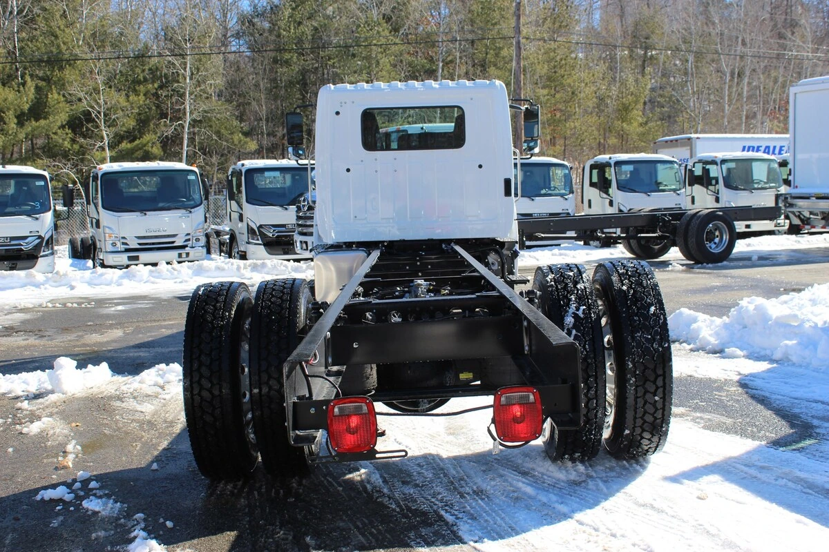 2025 Hino L6 - image 5