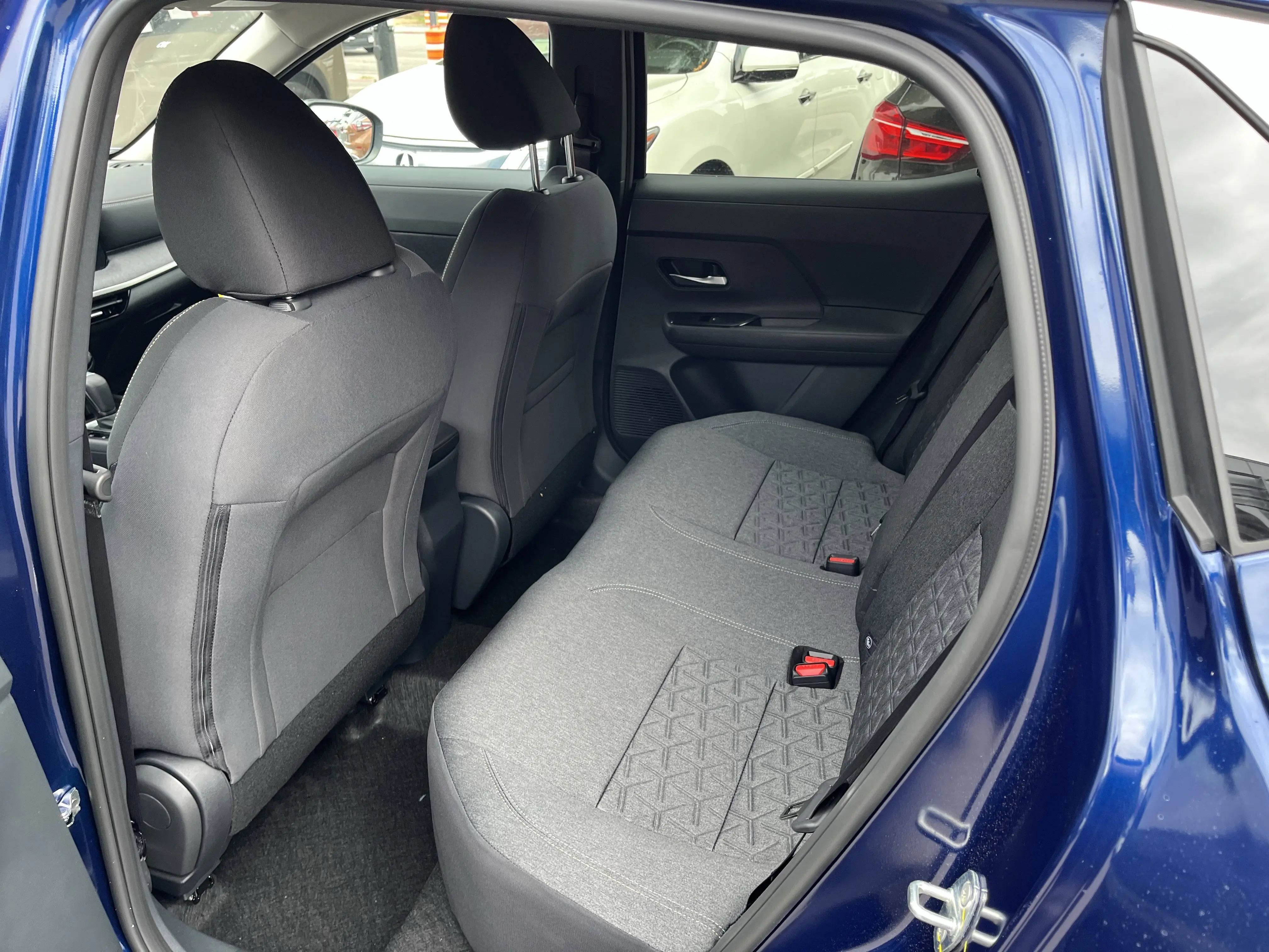 2026 Nissan Kicks SV photo 18