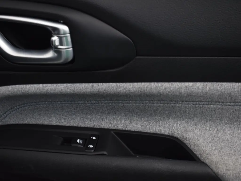 2023 Jeep Compass Latitude photo 22