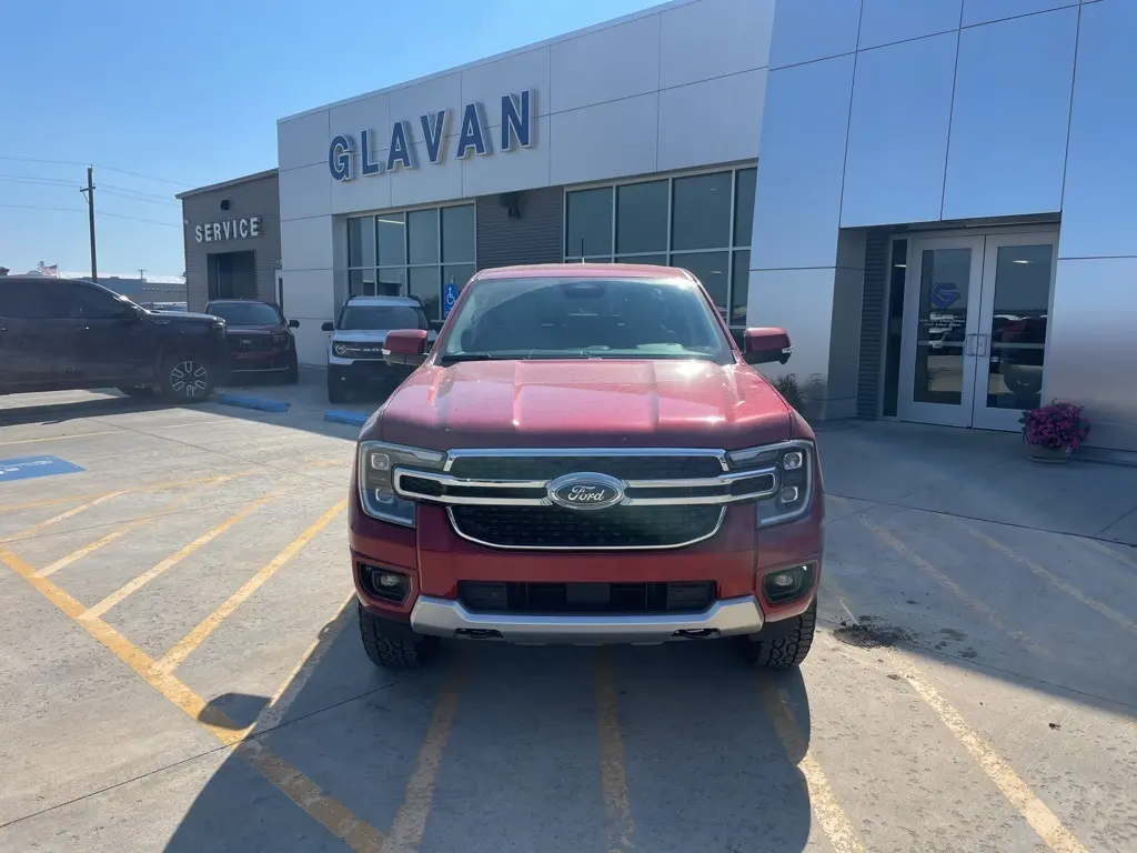 2025 Ford Ranger Lariat photo 2