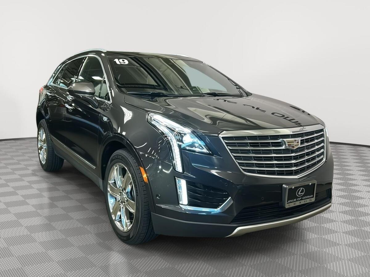 2019 Cadillac XT5 Platinum AWD