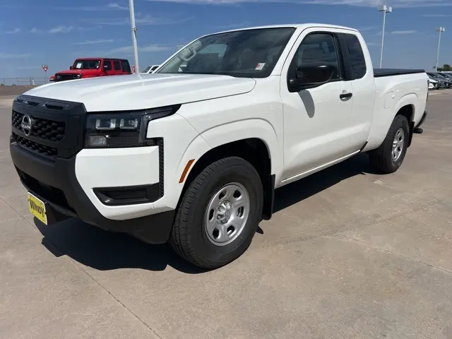 2026 Nissan Frontier S photo 3