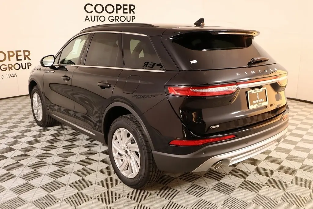 2026 Lincoln Corsair Premiere photo 22