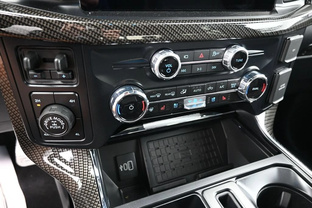 2025 Ford F-150 Lariat - Photo 20