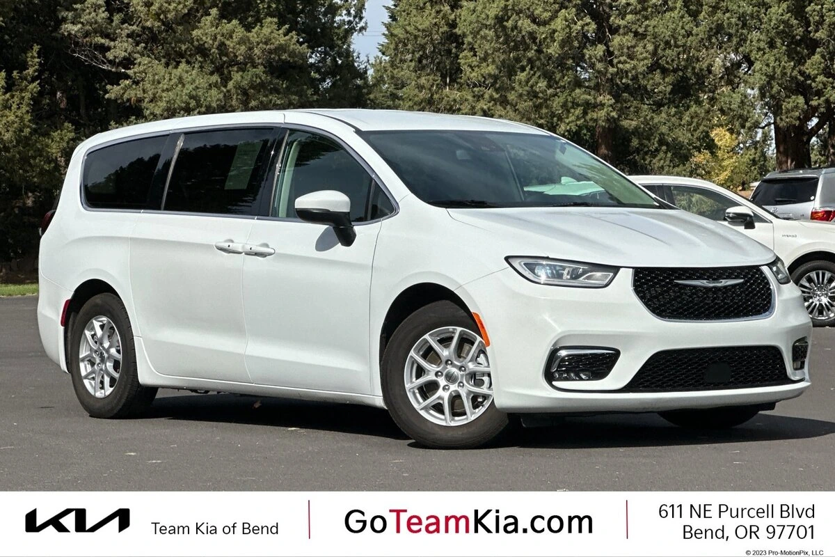 2023 Chrysler Pacifica