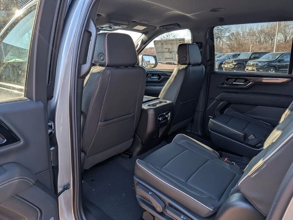 2026 GMC Yukon XL Elevation - Photo 35