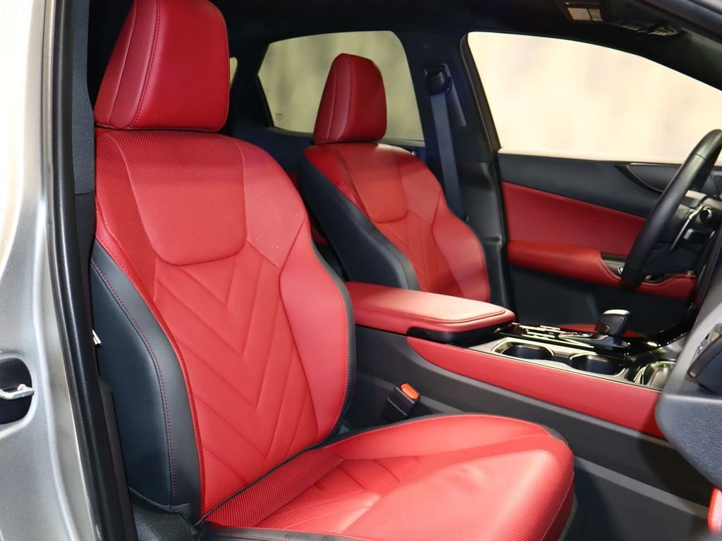 2025 Lexus NX 350 - Photo 37