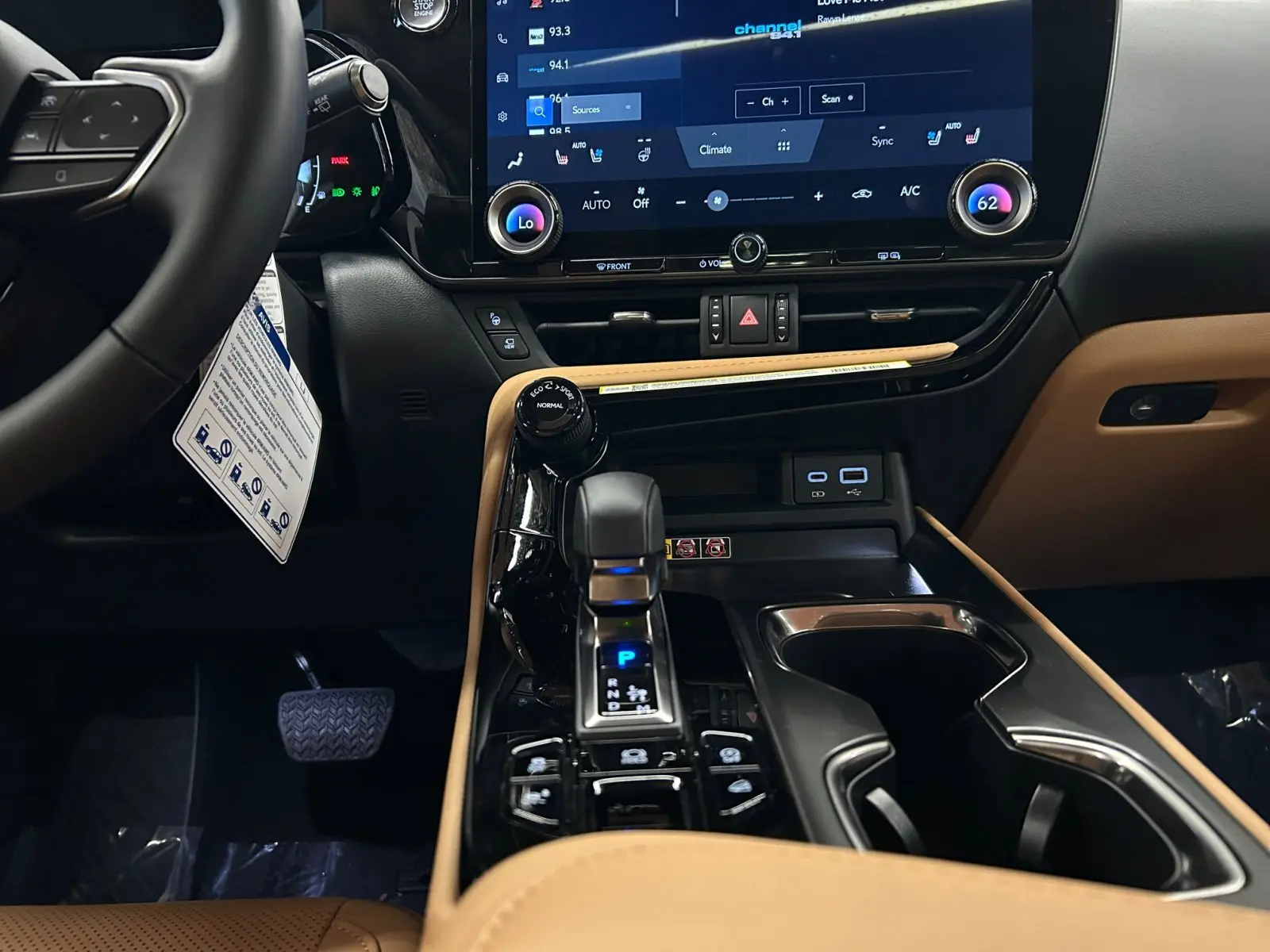 2025 Lexus NX 350 Luxury AWD photo 11