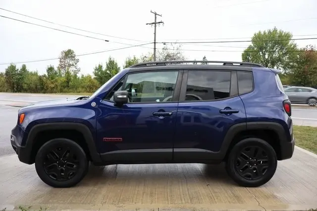 2018 Jeep Renegade Trailhawk photo 25