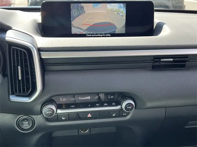 2023 Mazda CX-50 2.5 Preferred Plus photo 15