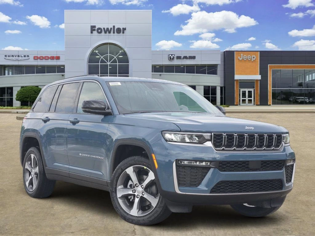 2026 Jeep Grand Cherokee Limited's photo