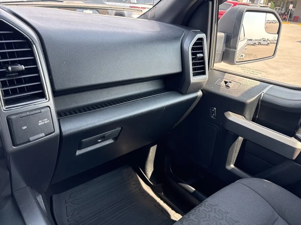2018 Ford F-150 XLT photo 17