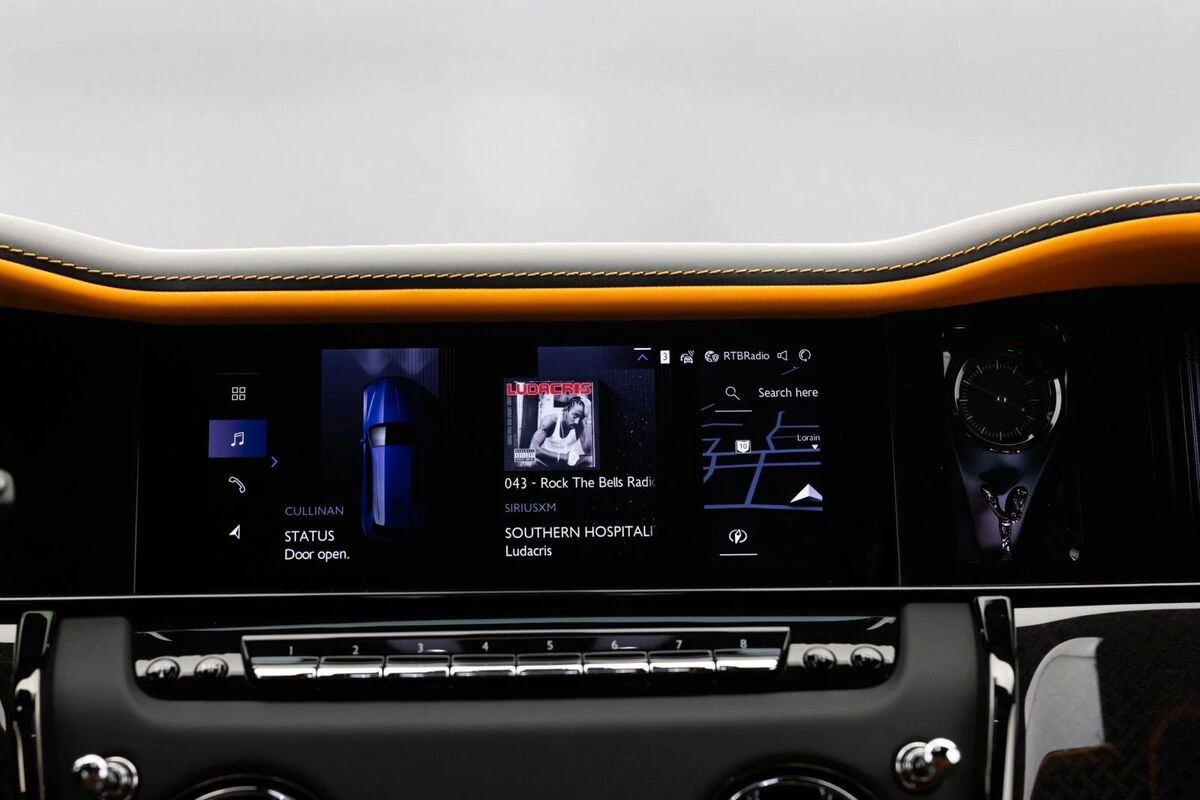 2027 Rolls-Royce Cullinan Black Badge - Photo 25
