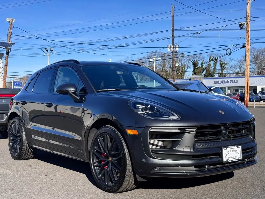 2024 Porsche Macan GTS's photo