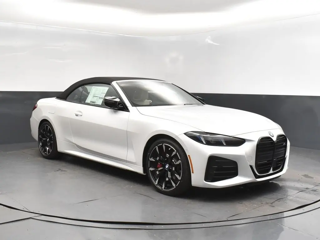 2026 BMW 4 Series M440i's photo