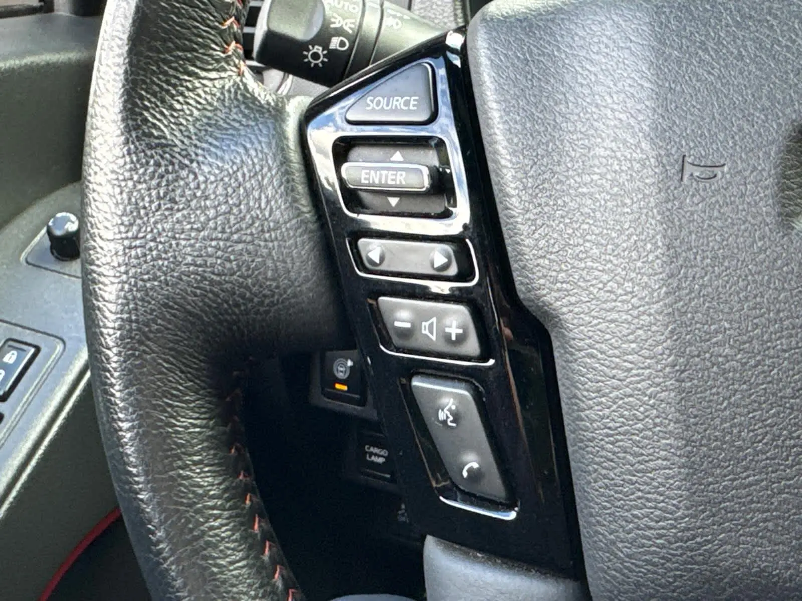 2023 Nissan Frontier PRO-4X photo 19