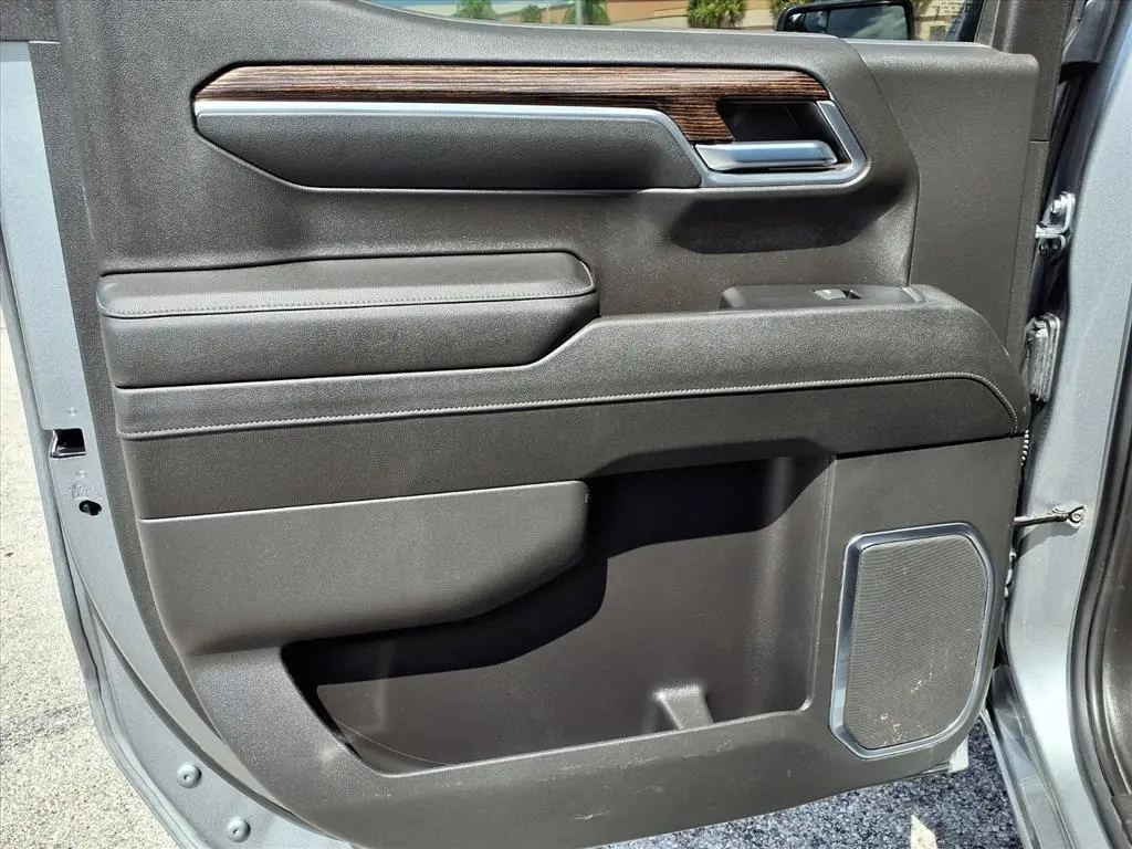 2023 Gmc Sierra 1500 SLE photo 18