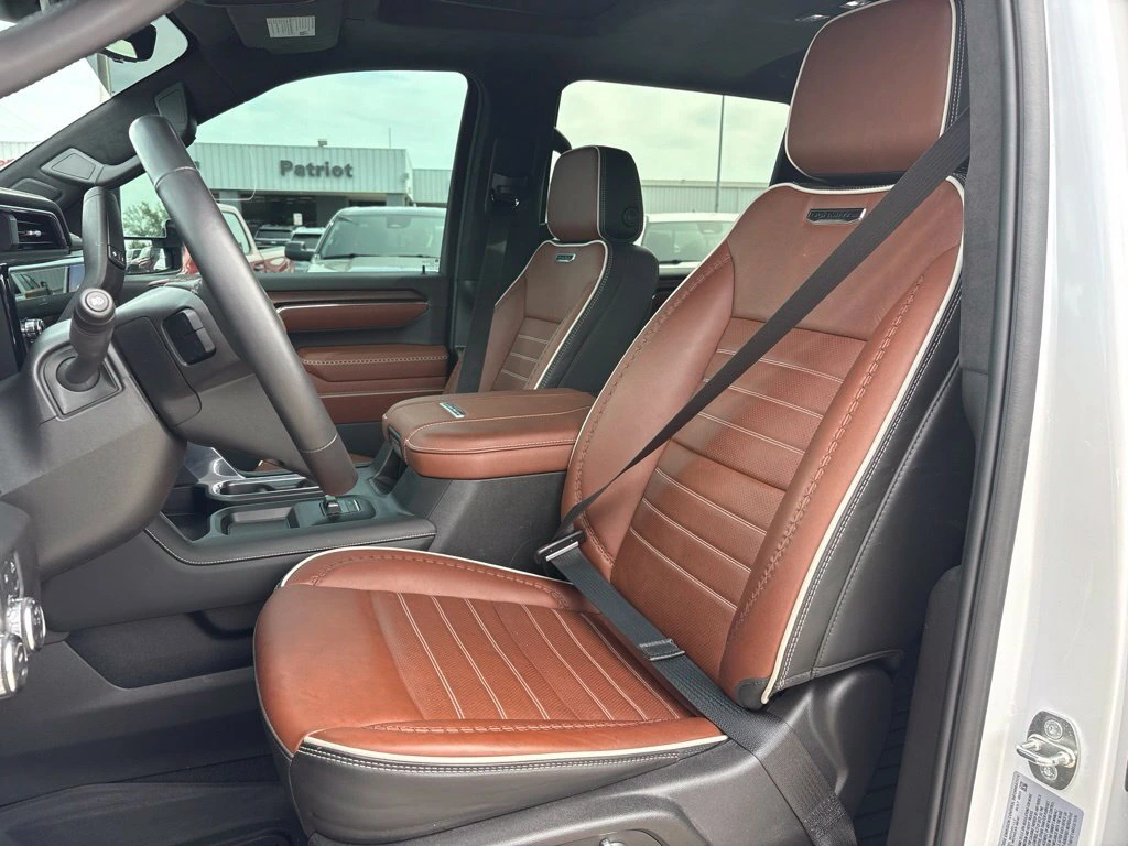1GT49YEY4RF207070