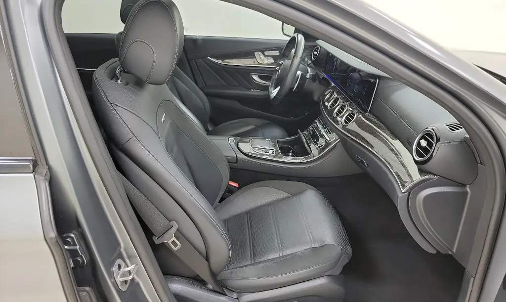 2022 Mercedes Benz E 53 AMG 4MATIC photo 8