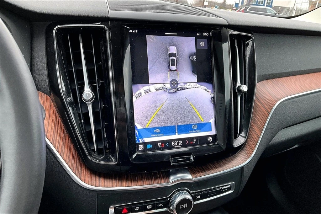 2024 Volvo - image 14