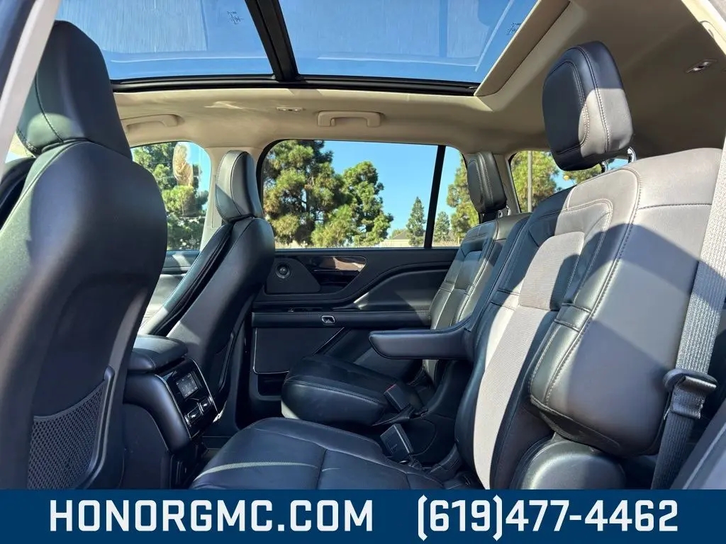 2022 Lincoln Aviator Reserve photo 16